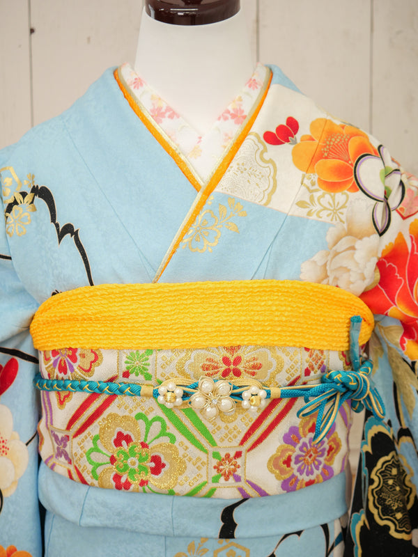 FI-042　光彩の牡丹絵巻　振袖