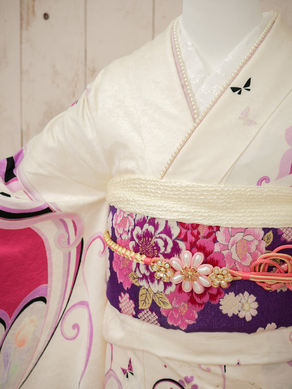 FI-043　舞う蝶と薔薇のメヌエット　振袖