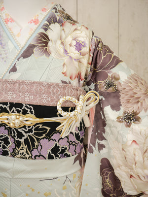 FI-044    月影の牡丹図　振袖