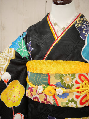 FI-045    モダン花絵巻・彩絢爛　振袖