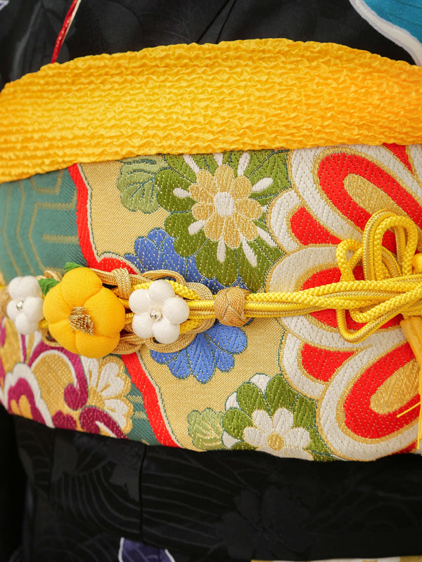 FI-045    モダン花絵巻・彩絢爛　振袖