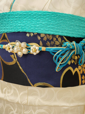 FI-054    しとやか生成り　振袖