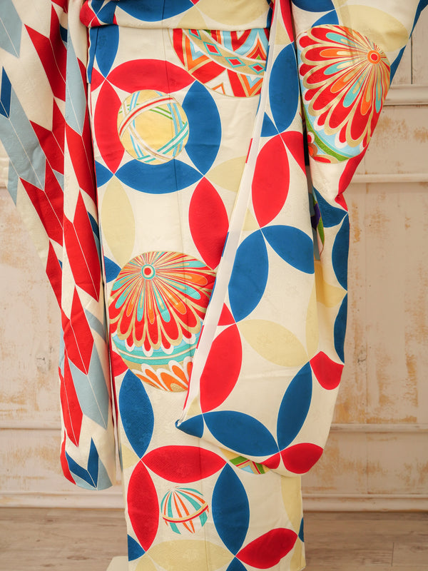 FI-061    レトロポップ・紋珠　振袖