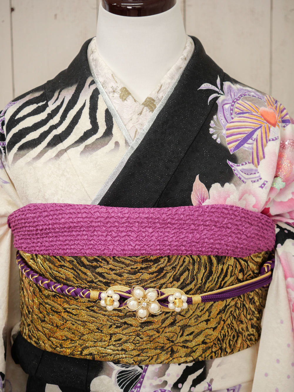 FI-067　蝶花の舞　振袖