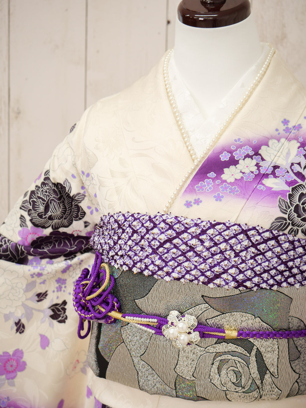 FI-049    紫麗の薔薇夢　振袖