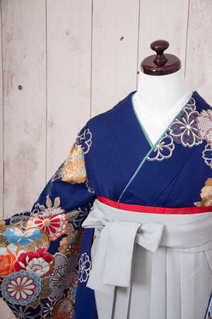 KR-080/紺地桜牡丹菊　卒業袴
