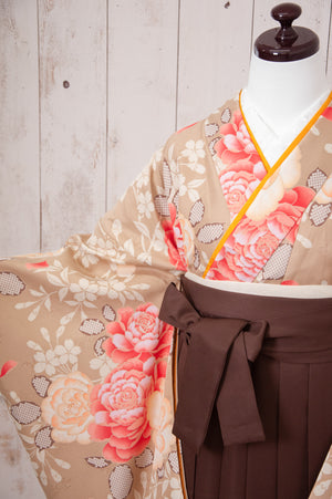 KR-081/サンドベージュ牡丹　卒業袴