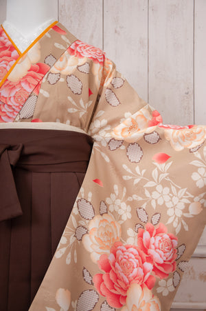 KR-081/サンドベージュ牡丹　卒業袴