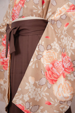 KR-081/サンドベージュ牡丹　卒業袴