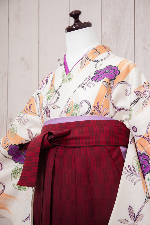 KR-085/クリーム地矢絣牡丹　卒業袴