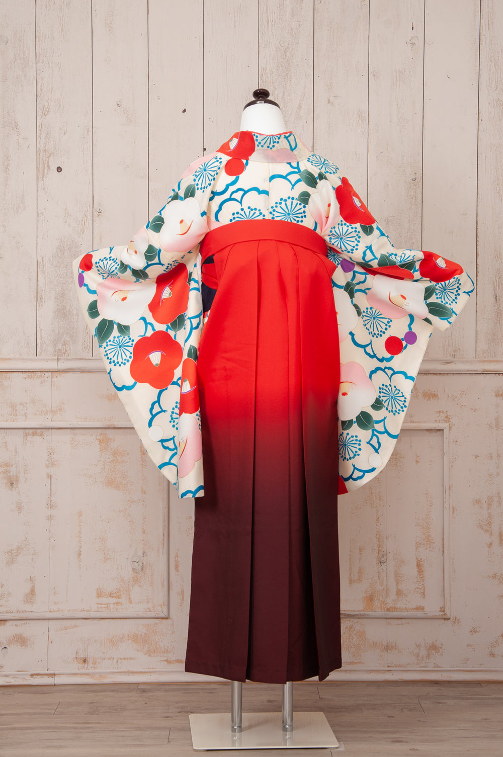 KR-044/白地椿梅　卒業袴　仙台　宮城