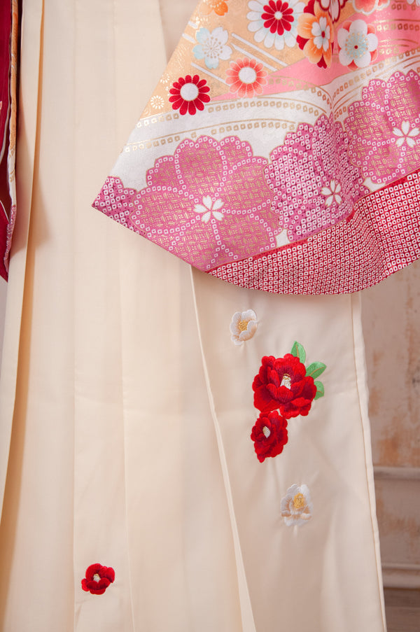 KR-099/PATiPATi 赤手まり　卒業袴