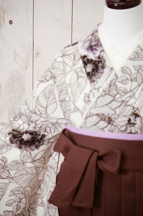 KR-015/玉城ティナ×紅一点　ステンドグラス　卒業袴