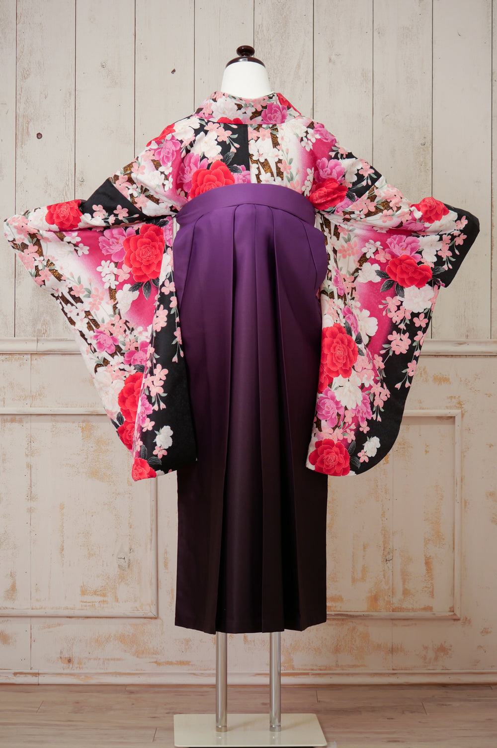 KR-125/黒地ピンク牡丹　卒業袴　仙台　宮城